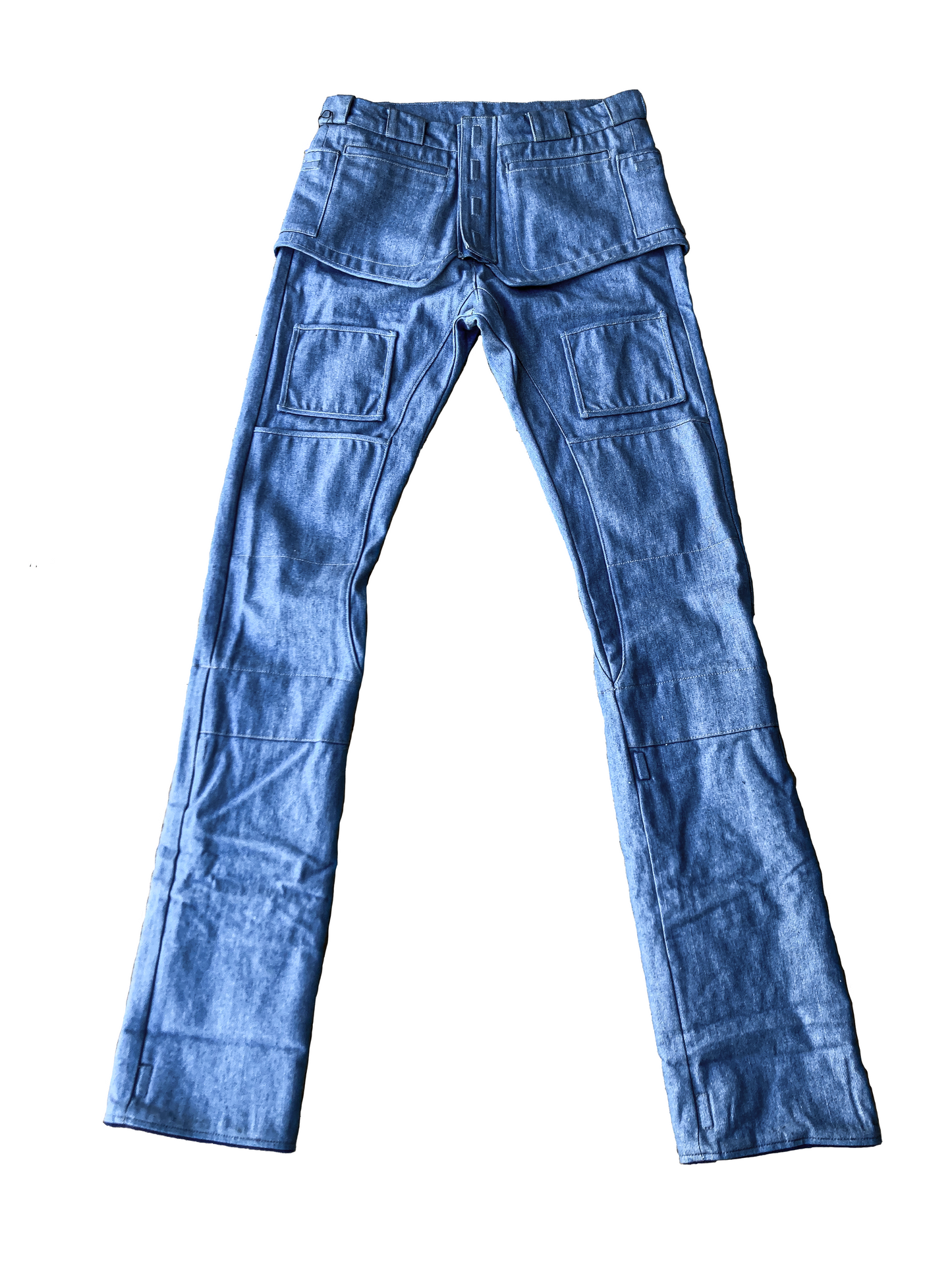 Ultra-Magnetic Extreme Cuff Jeans